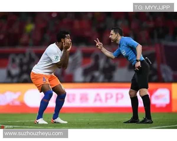 武汉篮球队技术争议引发热议球迷与专家各抒己见探讨战术与裁判判罚